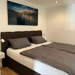 Hart Apartman *